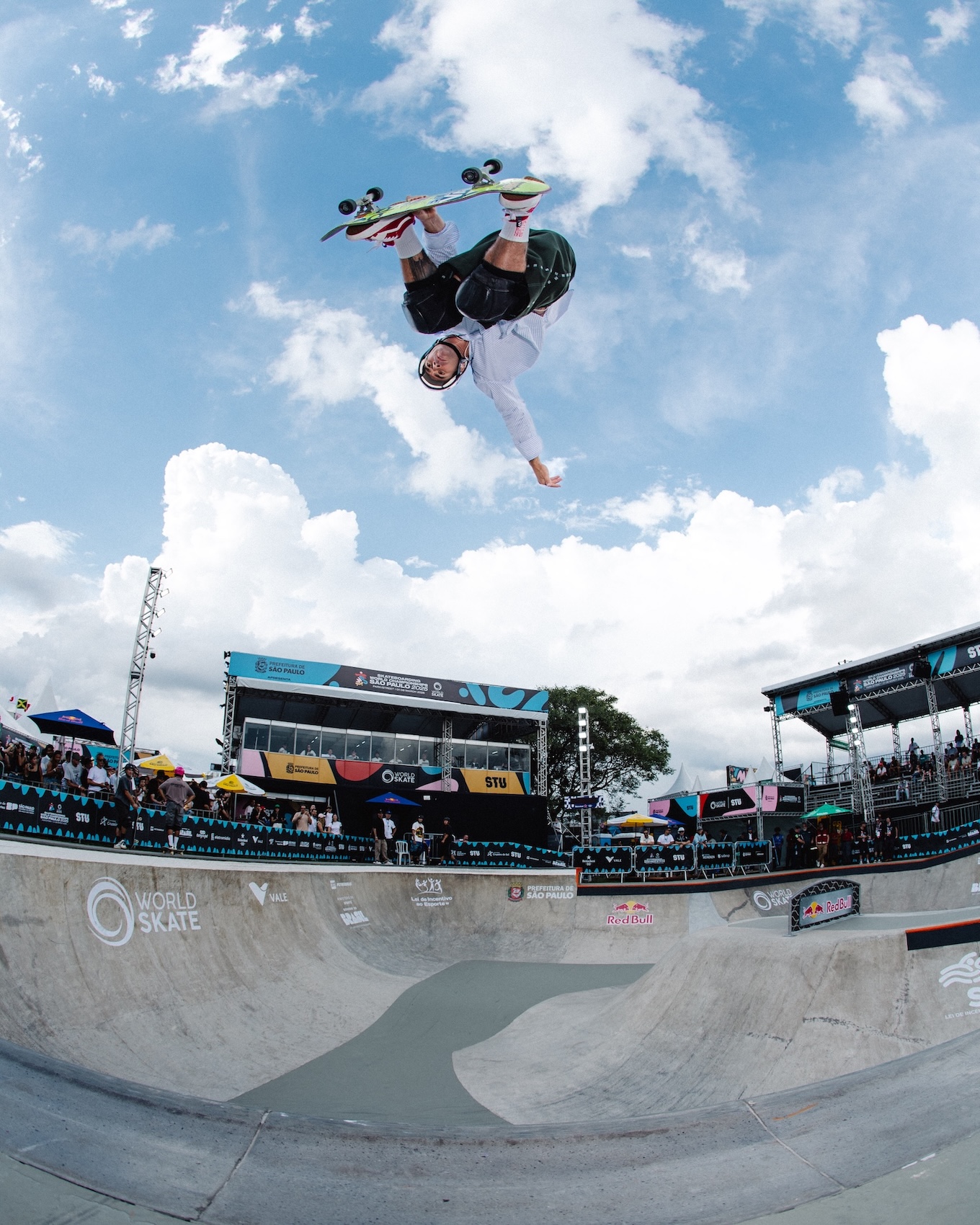 Pedro Barros Backside air wsk skateboarding championship São Paulo 2025 Kanights 1366