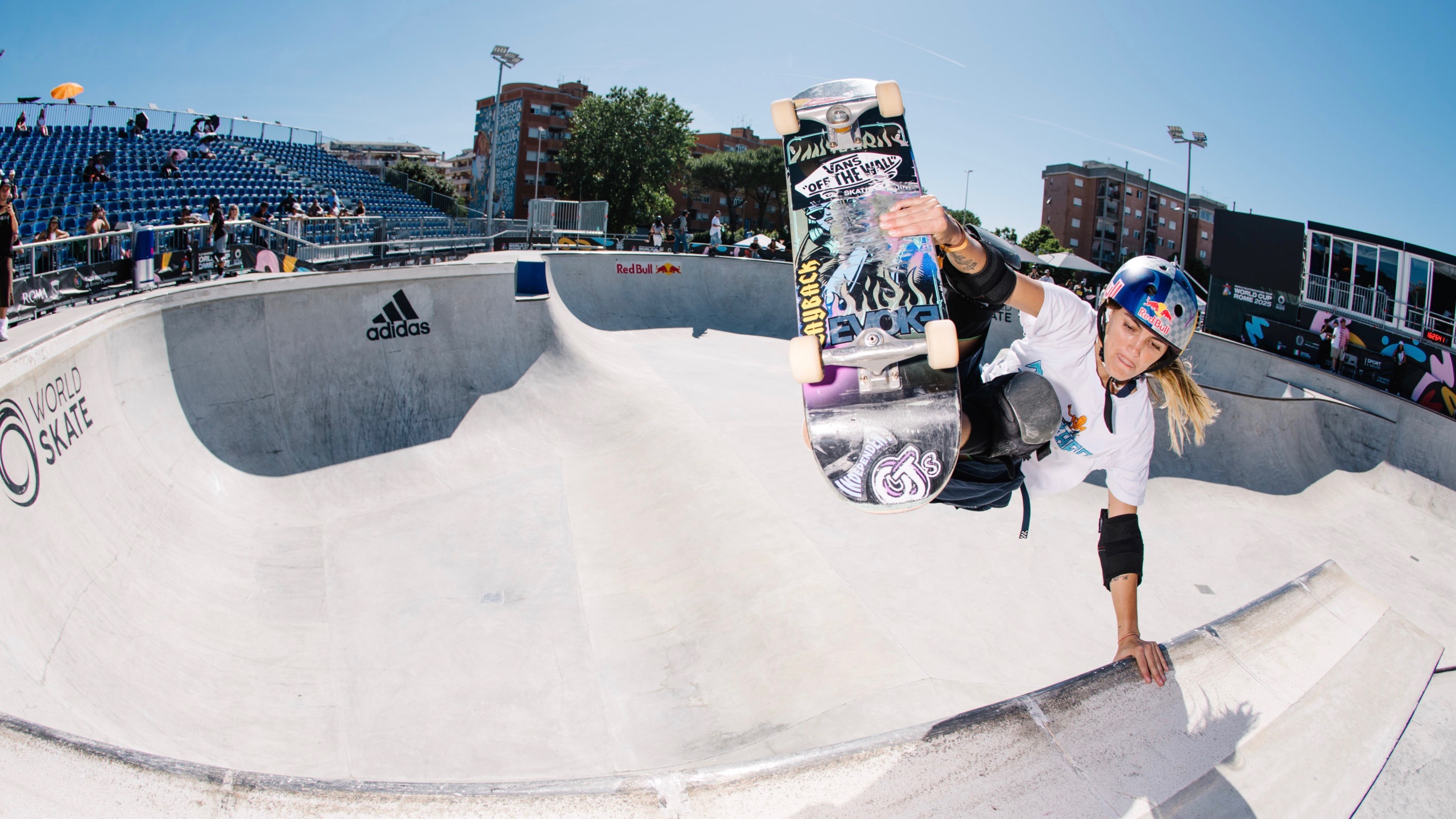 images/2025_WORLD_CUP_ROME_IMAGES/practice_feature/16_9_Yndiara_Asp_fronside_hand_plant_WST_World_Cup_Rome_2025_Bryce_Kanights-2131.jpg