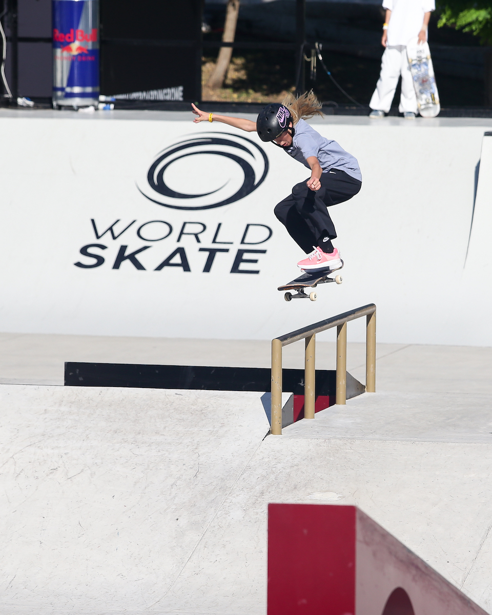 Chloe Covell kickflip 5050 WorldSkate WST Street RomePark 2023 Davide 6