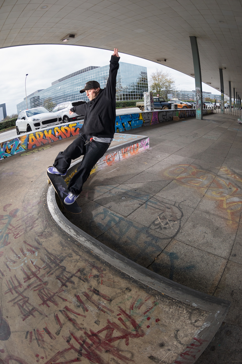 AlexDeCunha 01 SmithGrind MiltonKeynes 2022 small TomQuigley