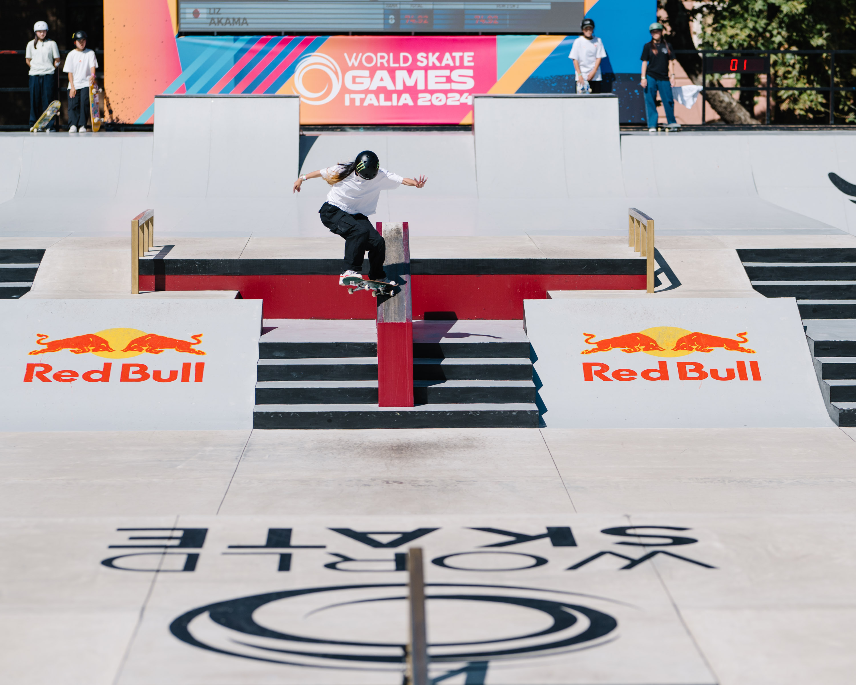 Liz Akama 180 nosegrind WST Street Rome Kenji Hurata 2185