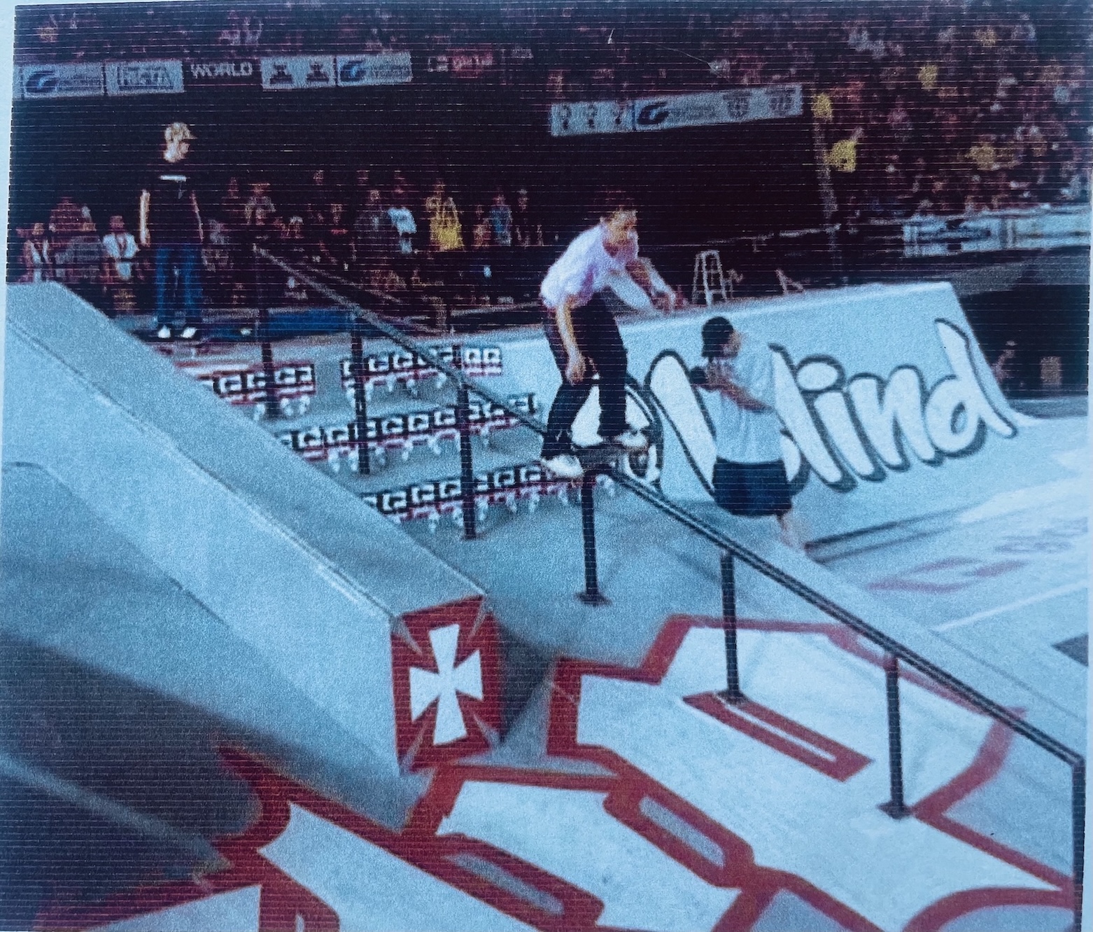 globe boardie mag