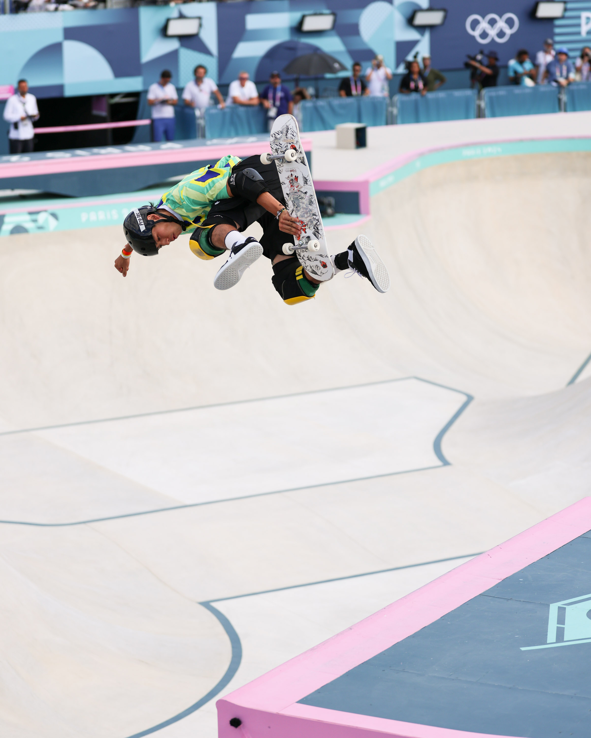 Augusto Akio heel flip body varial to backside grab WST WCH OG Paris Atiba Jefferson 18