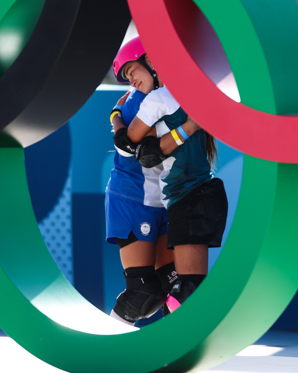 Arisa Trew hugs Bryce Wettstein WST WCH OG Paris Atiba Jefferson 6