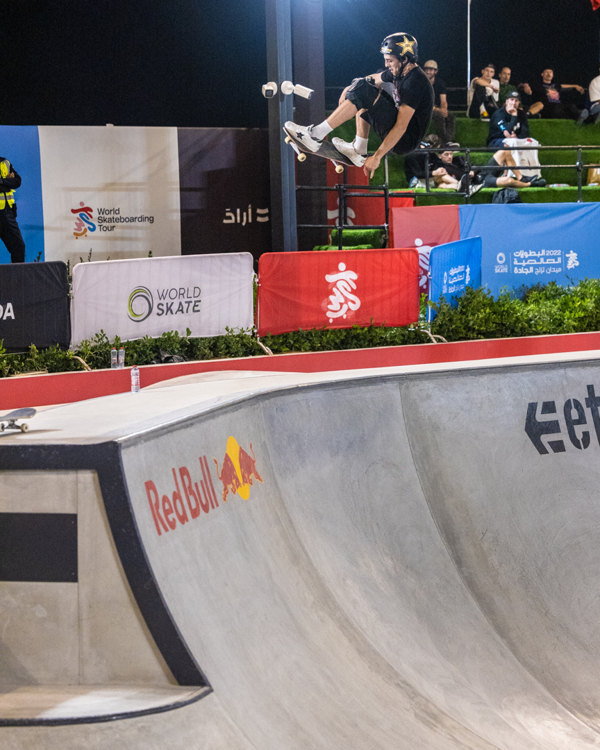 cory juneau frontside ollie 2022 wch mens park sharjah 02072023