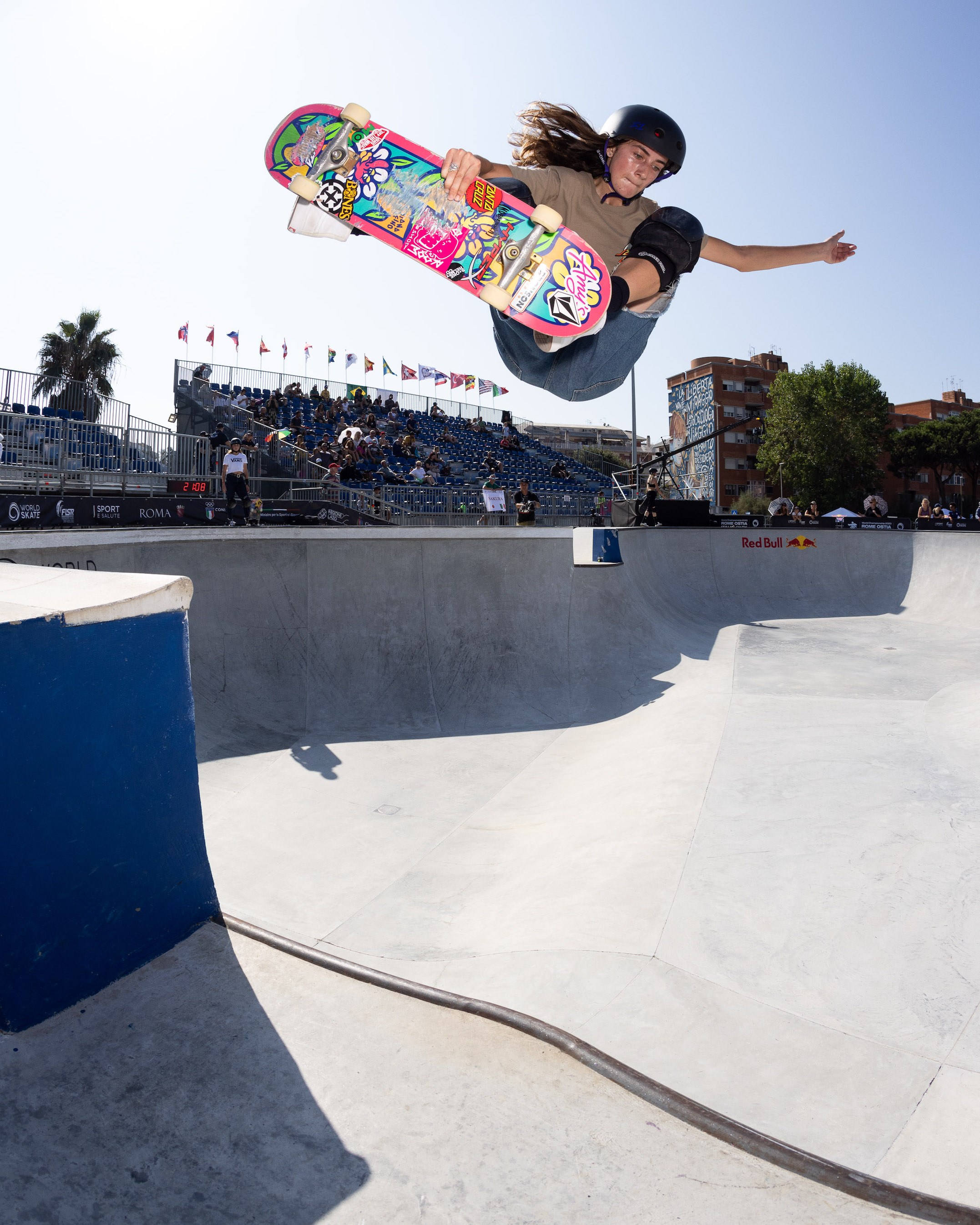 Minna Stess indy grab WorldSkate WST Park Ostia Rome 2023 Bryce Kanights 4