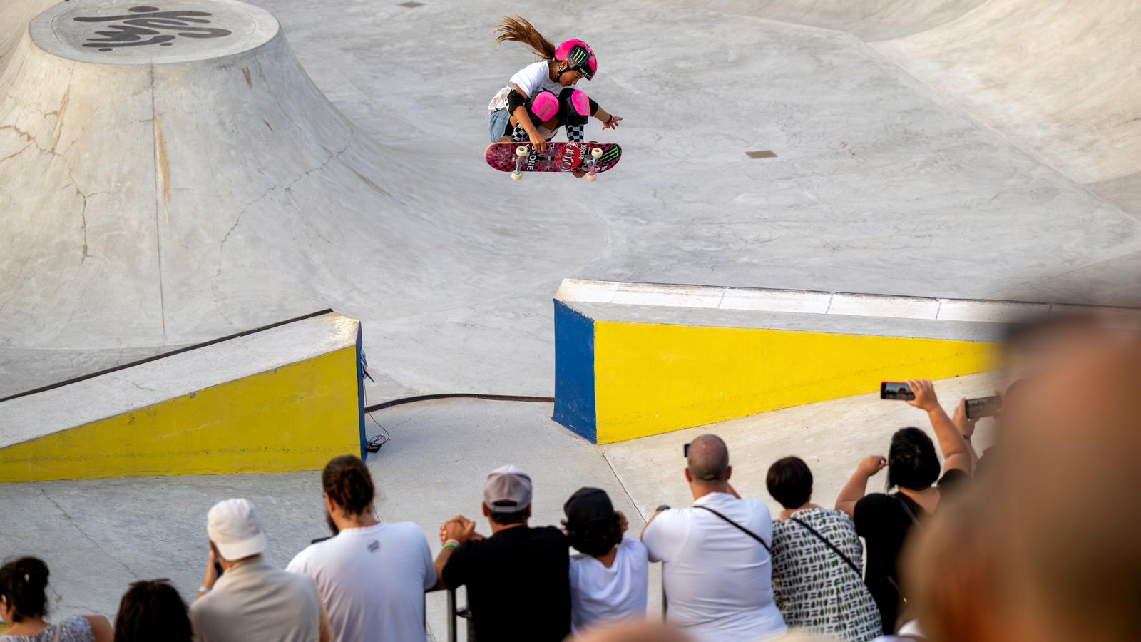 arisa trew fs air jeff landi