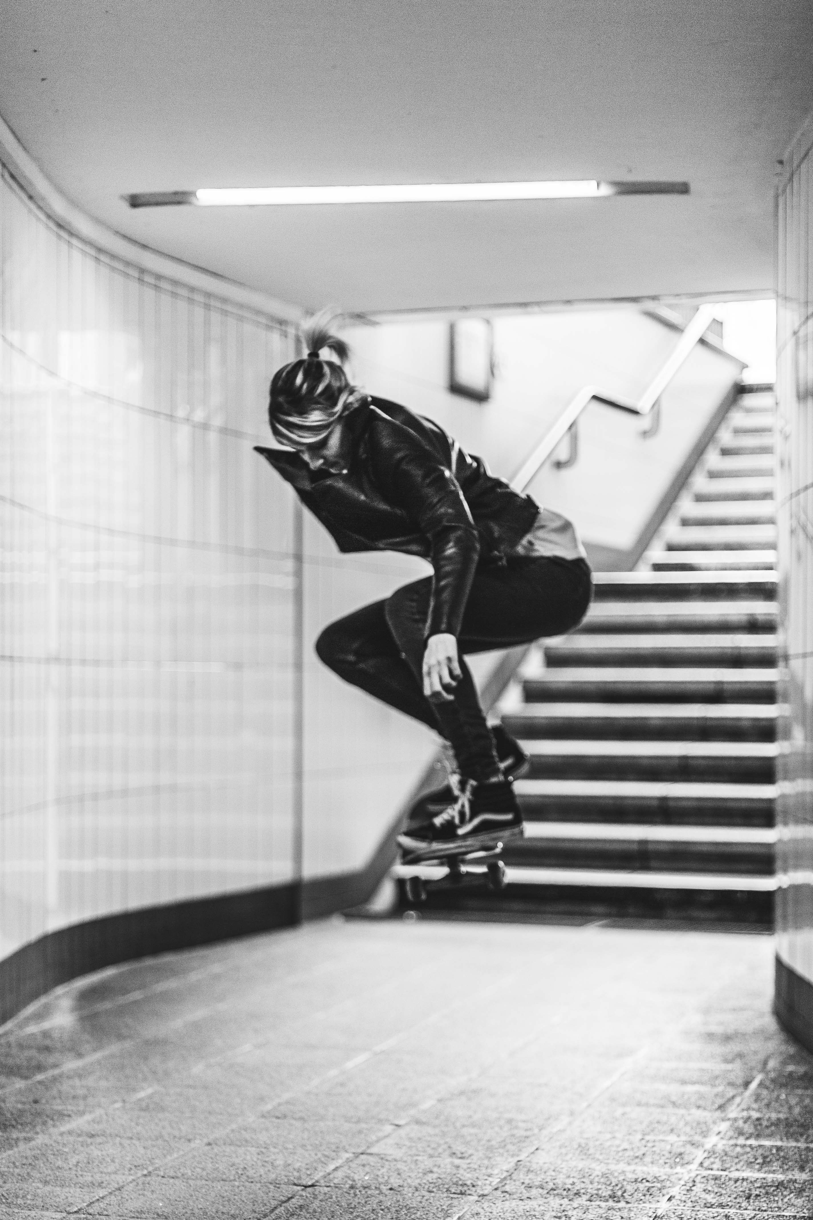 Ollie Metro Station BW